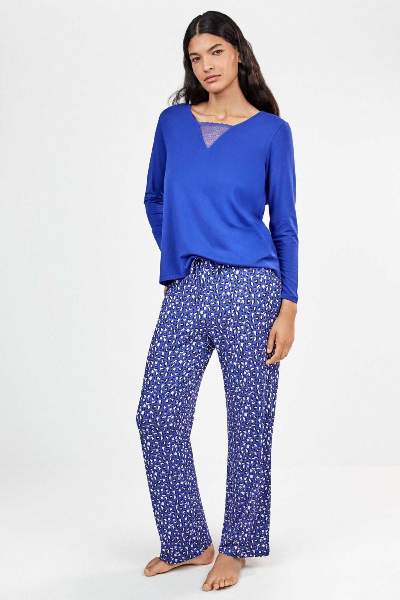 Gisela Pantal&oacute;n largo estampado leopardo