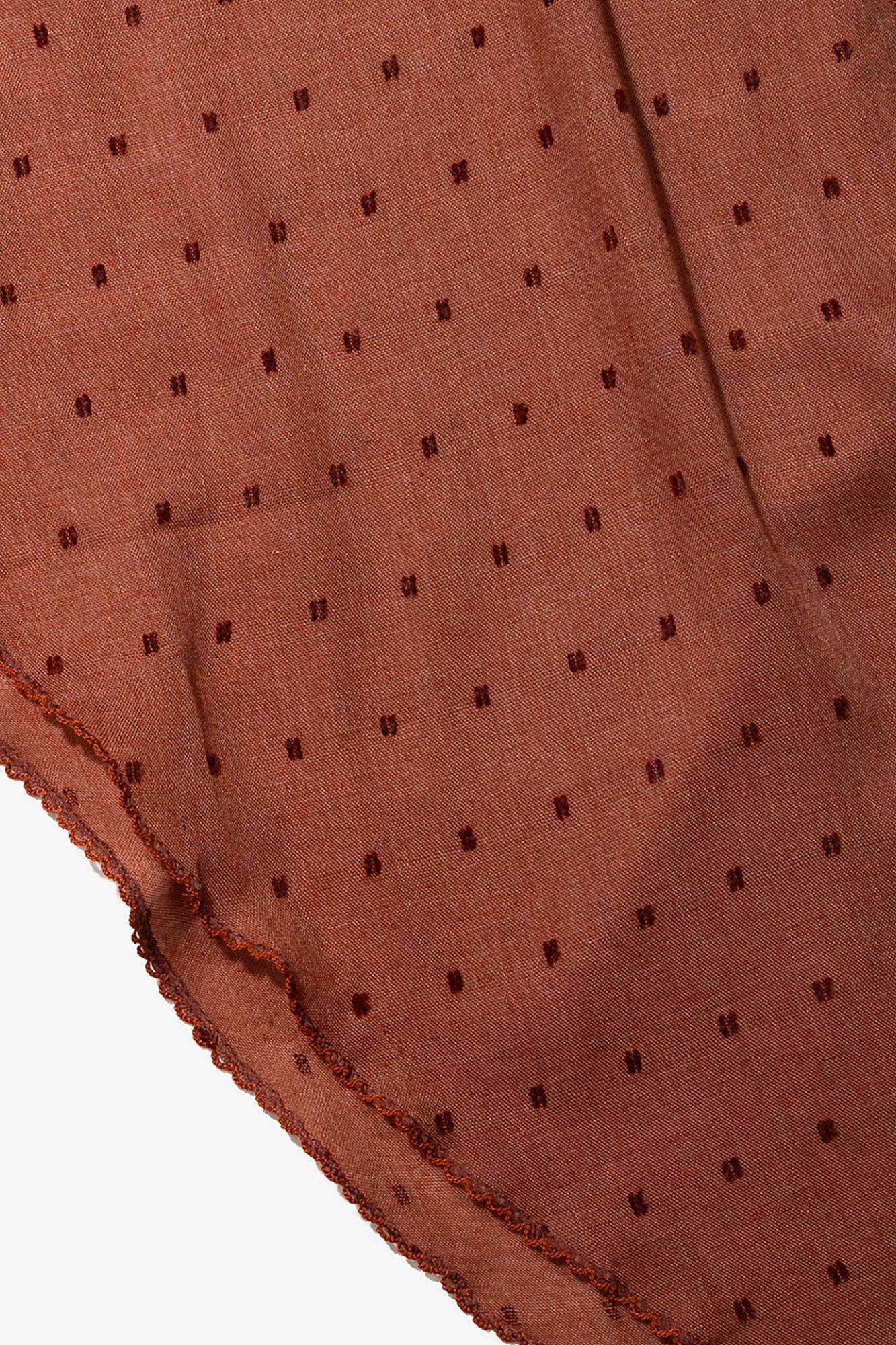 Vilanova Len&ccedil;o triangular bordado