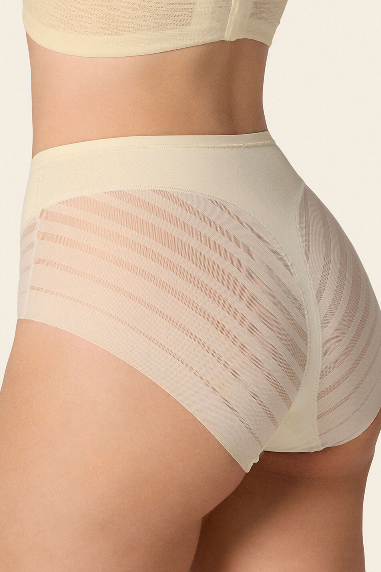 Leonisa Cueca cinta cl&aacute;ssica com controle moderado da barriga e faixas de tule