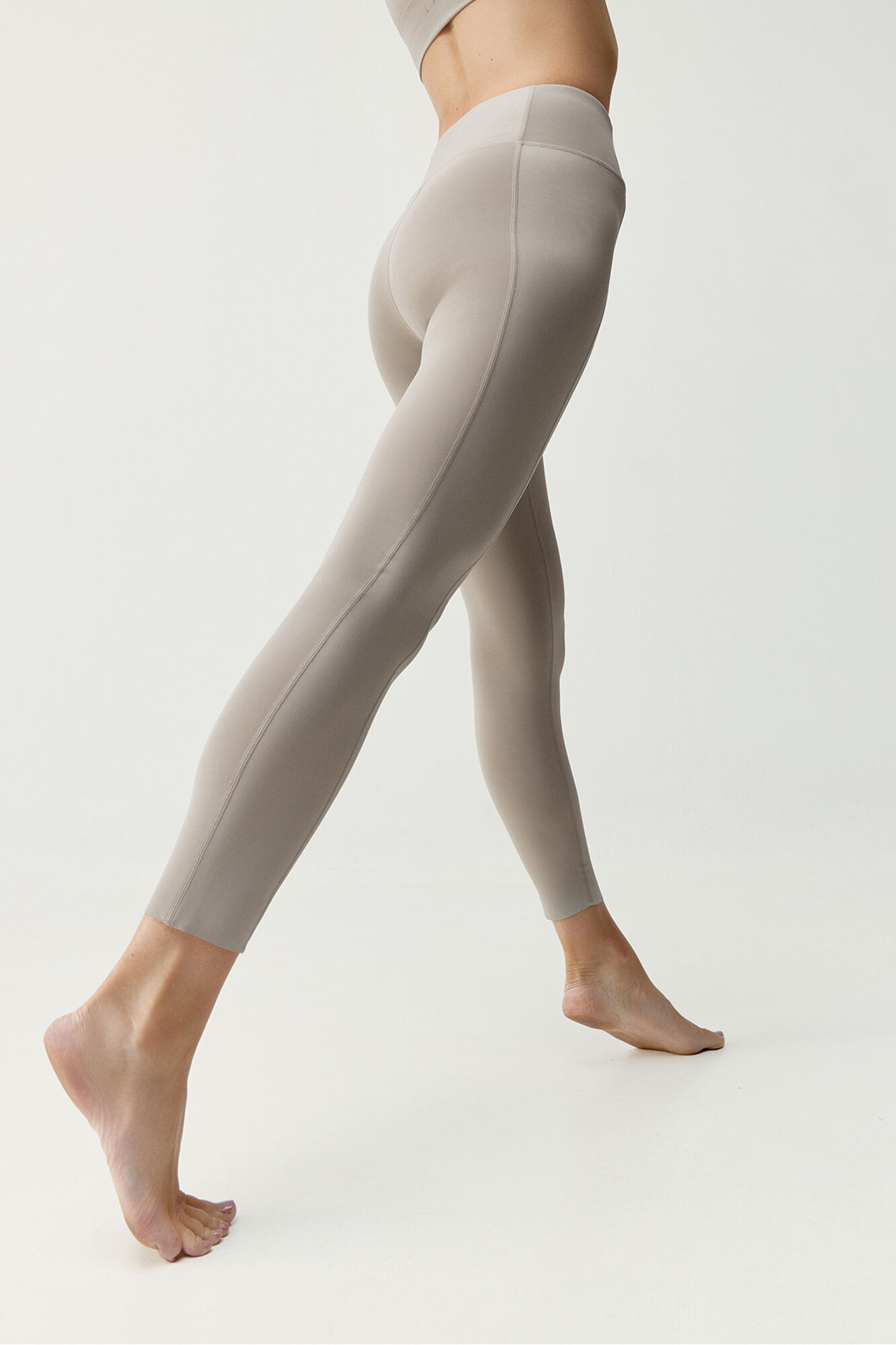 Born Living Yoga Legging desportivo Maan Grain