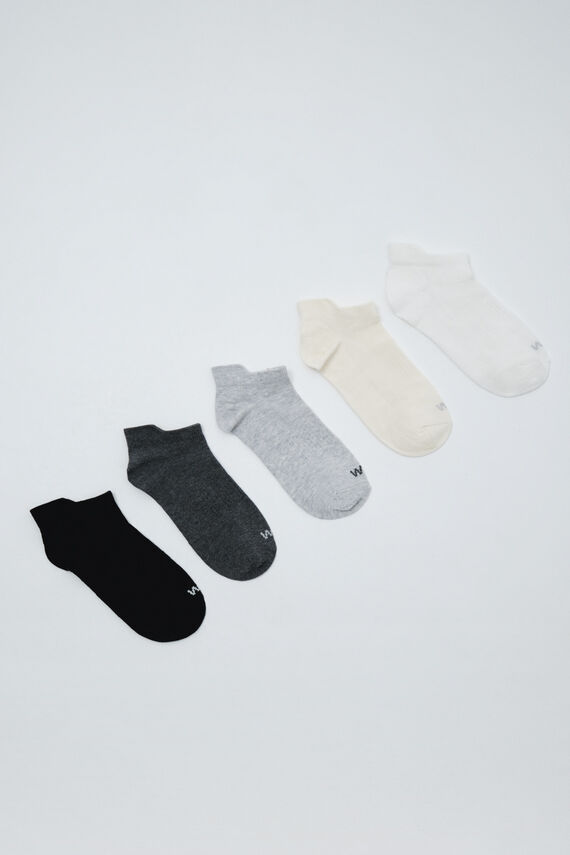Pack 5 calcetines cortos deportivos neutros