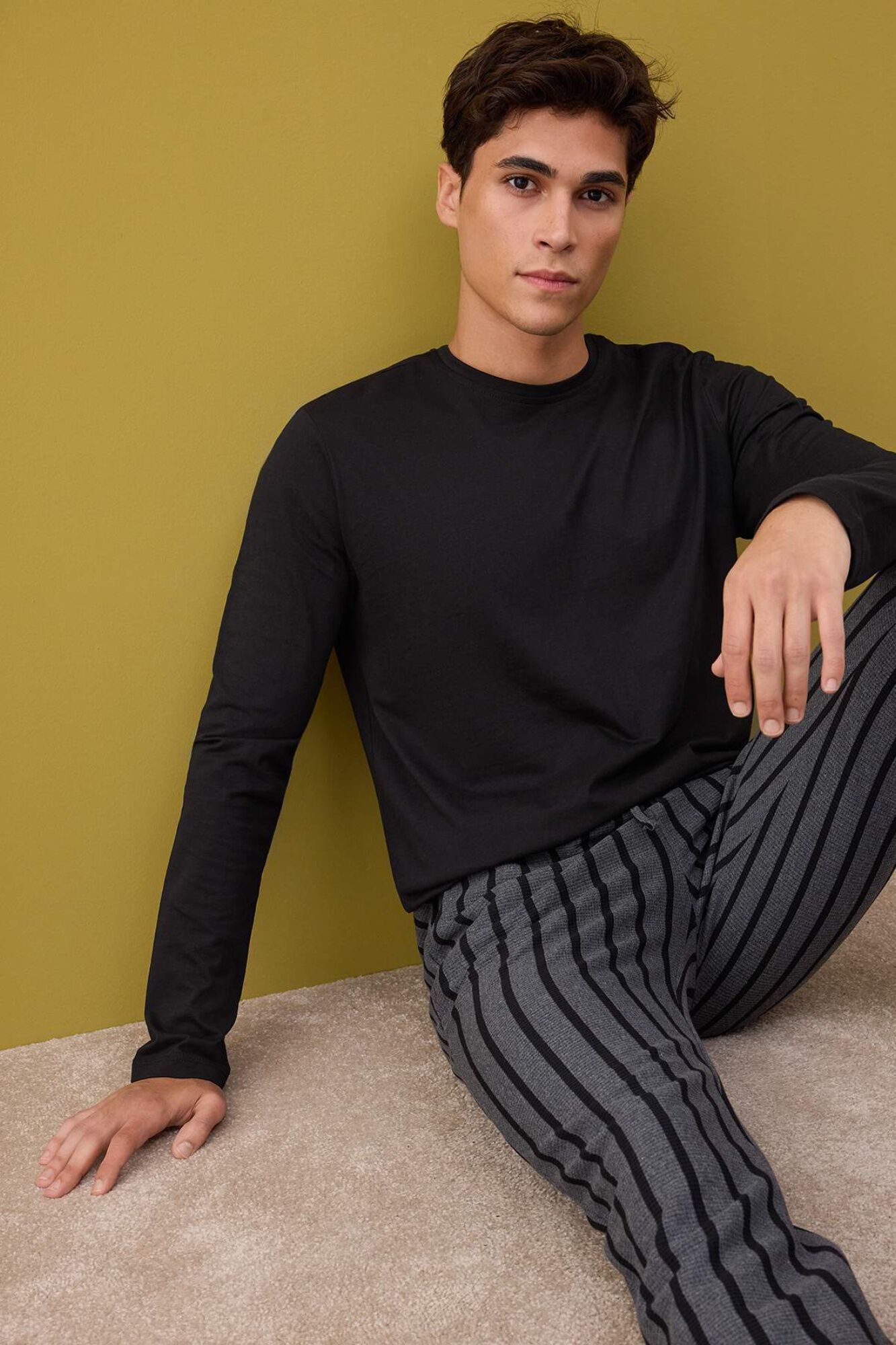 Trendyol Striped Textured Pyjama Set Top