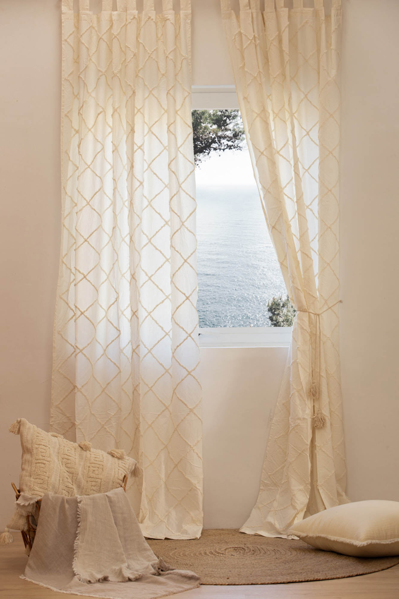 Cortefiel Cortina Royal 140x280 Crudo