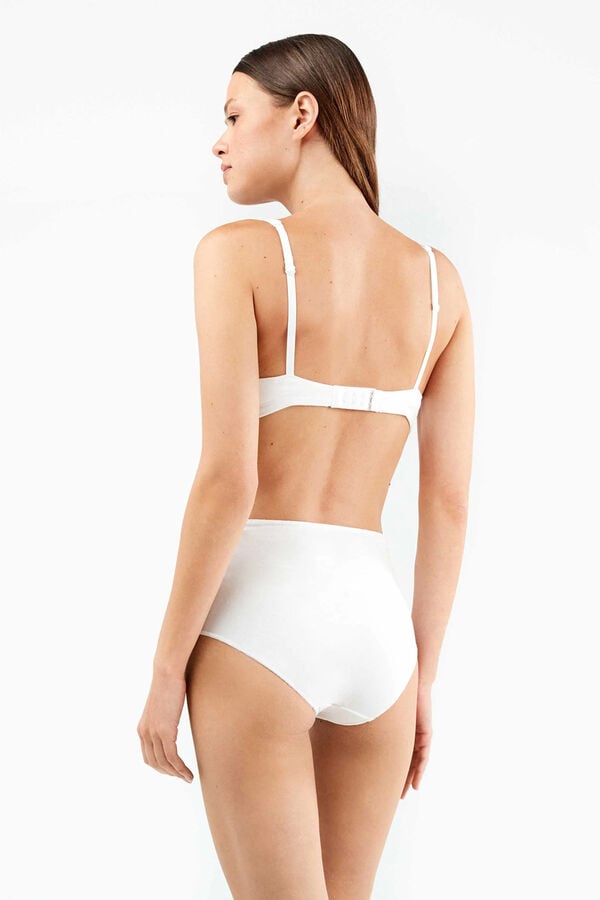 Gisela Braguita alta con gal&oacute;n de encaje y camales white