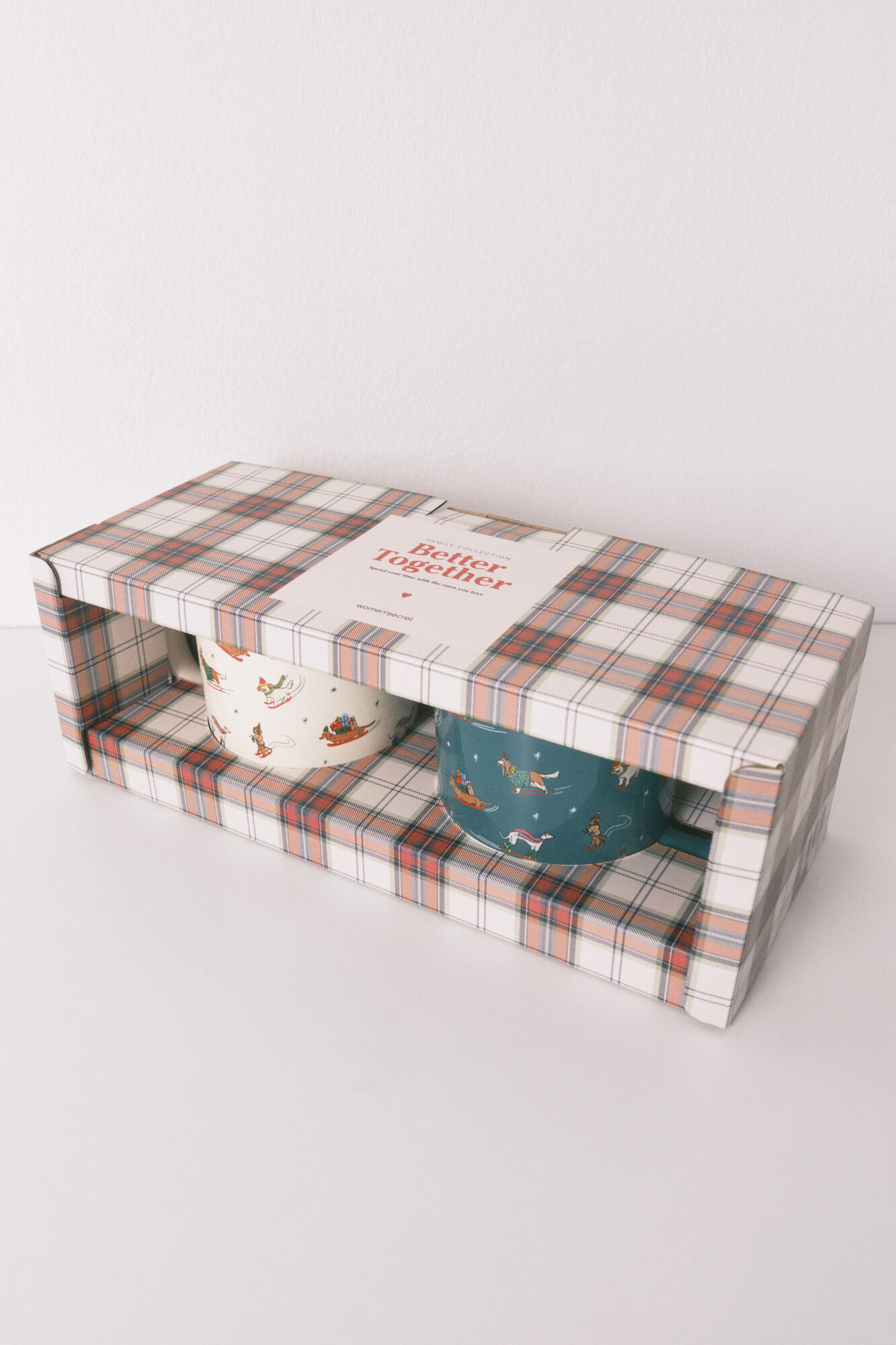 Women'secret Conjunto de 2 ch&aacute;venas  de cer&acirc;mica com c&atilde;es