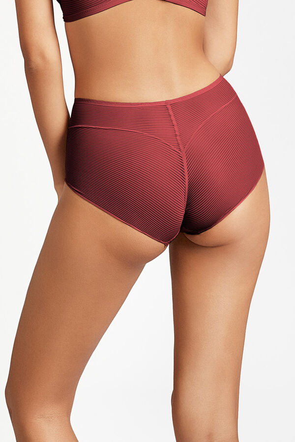 Gisela Cuequinha alta de efeito invis&iacute;vel vermelho