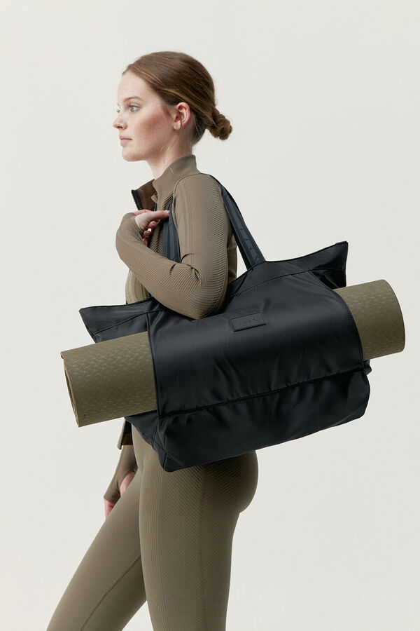 Born Living Yoga Bag Ebbe Black black