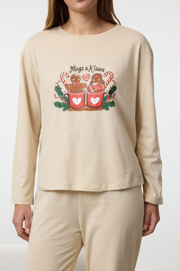 Trendyol Conjunto de pijama de inverno feminino, bege, para casal ou casal  bege