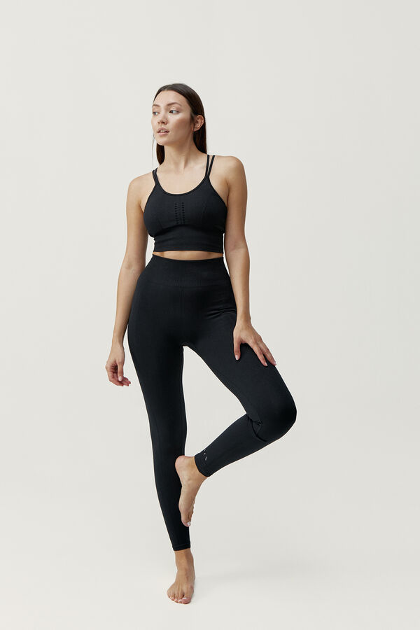Born Living Yoga Top India preto preto