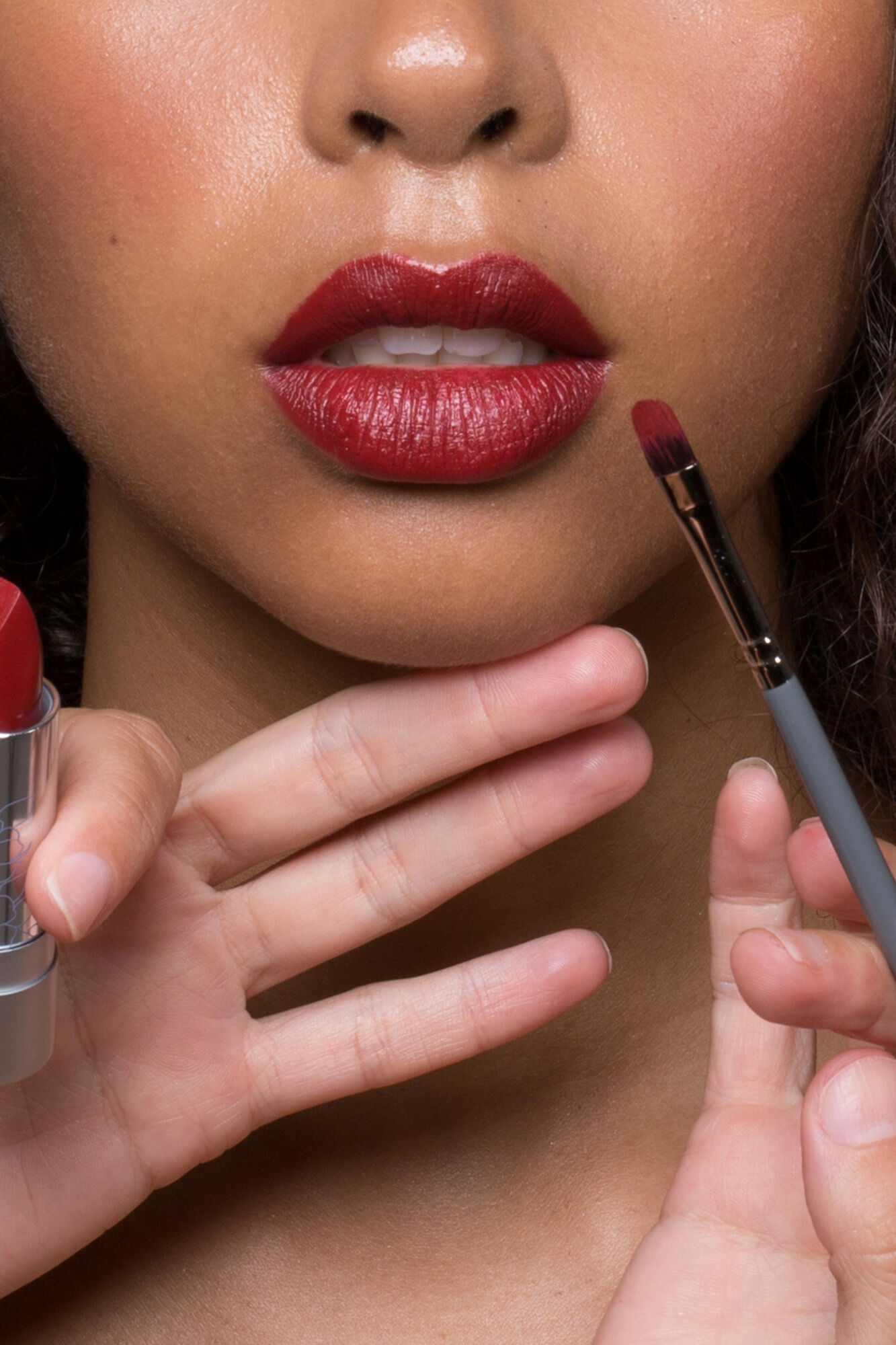 Vera & the birds Dark Blossom Soft Cream lipstick