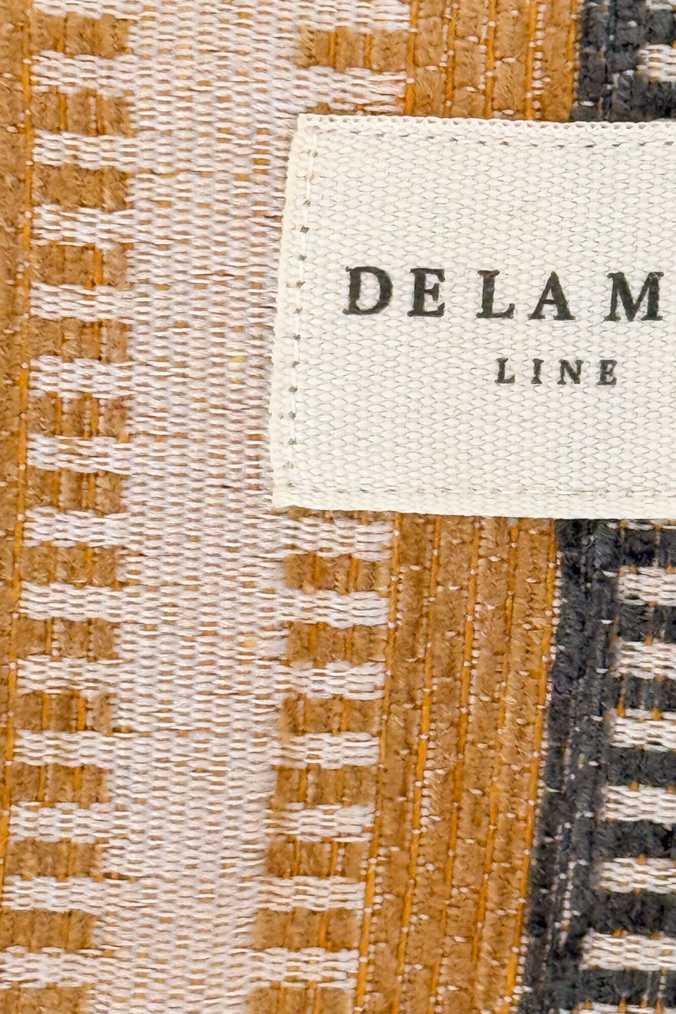 De La Mur Monedero Tron