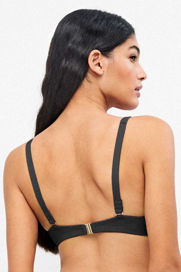 Gisela V-neck capacity bikini top black