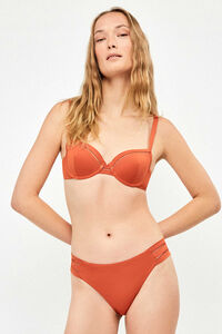 Gisela Braga bikini cl&aacute;sica troquelado