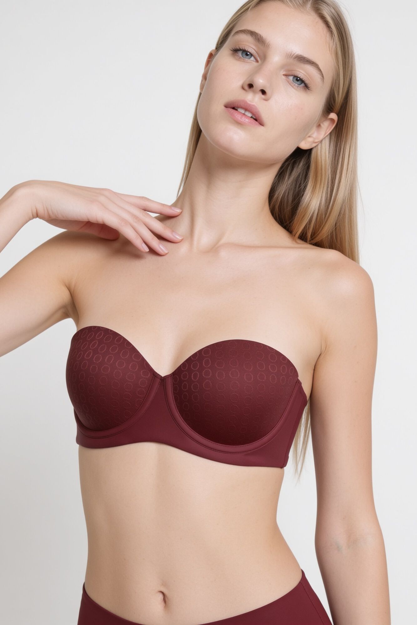 Gisela Top biqu&iacute;ni bandeau com capacidade remov&iacute;vel Monograma