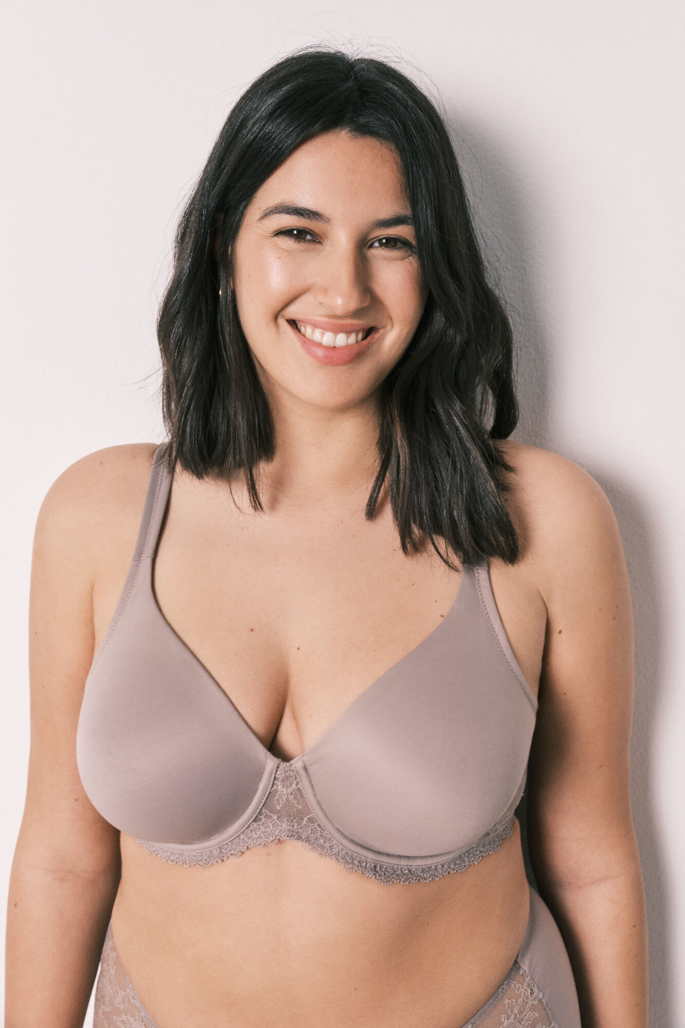 Women'secret Soutien redutor em microfibra e renda bege REAL