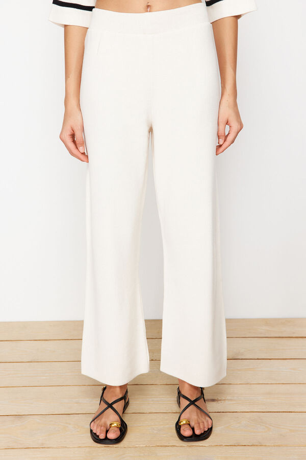 Trendyol Malha básico de malha cru com riscas bege