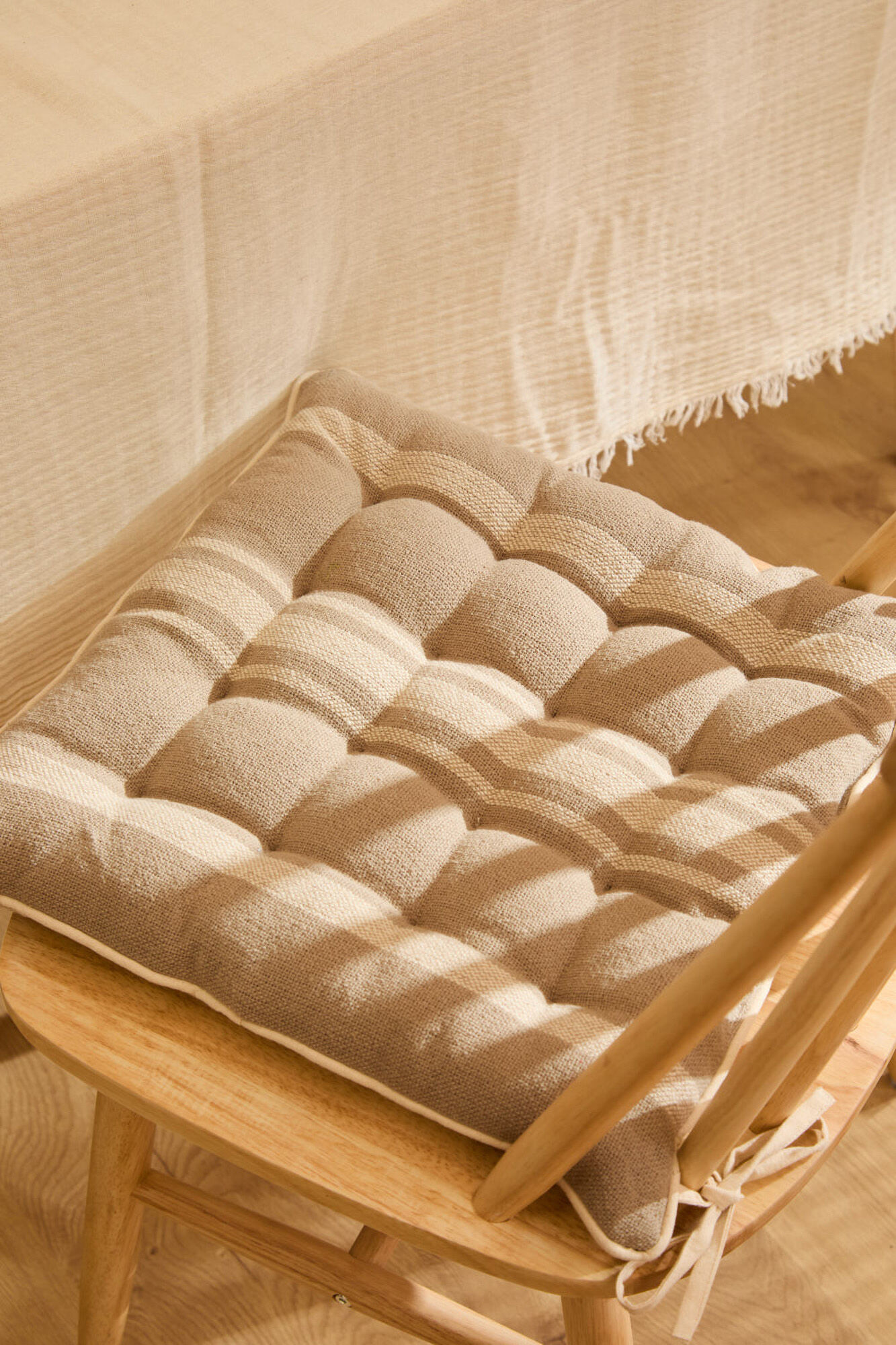 Calma House Almofada para cadeira quadrada em pedra Sorento