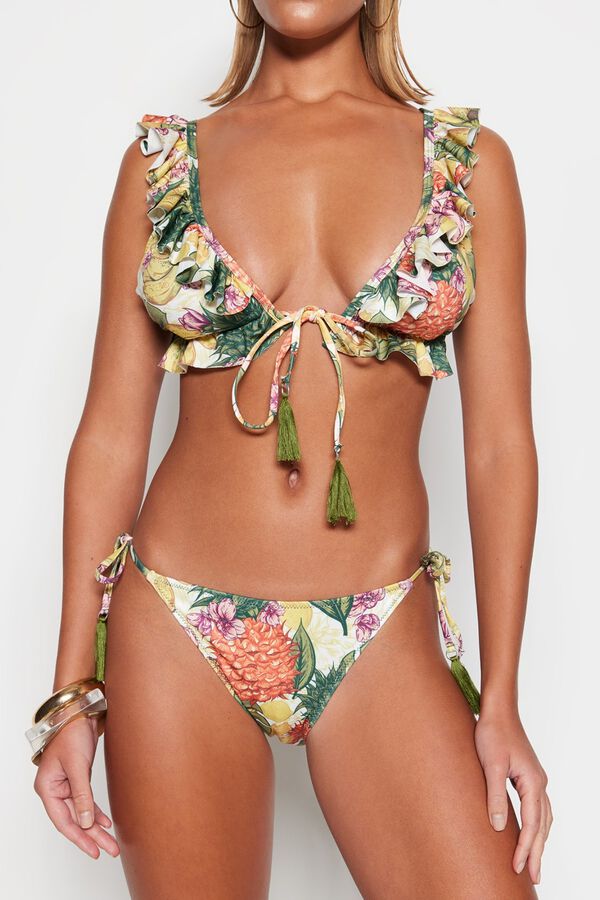 Trendyol Biqu&iacute;ni com folhos estampado