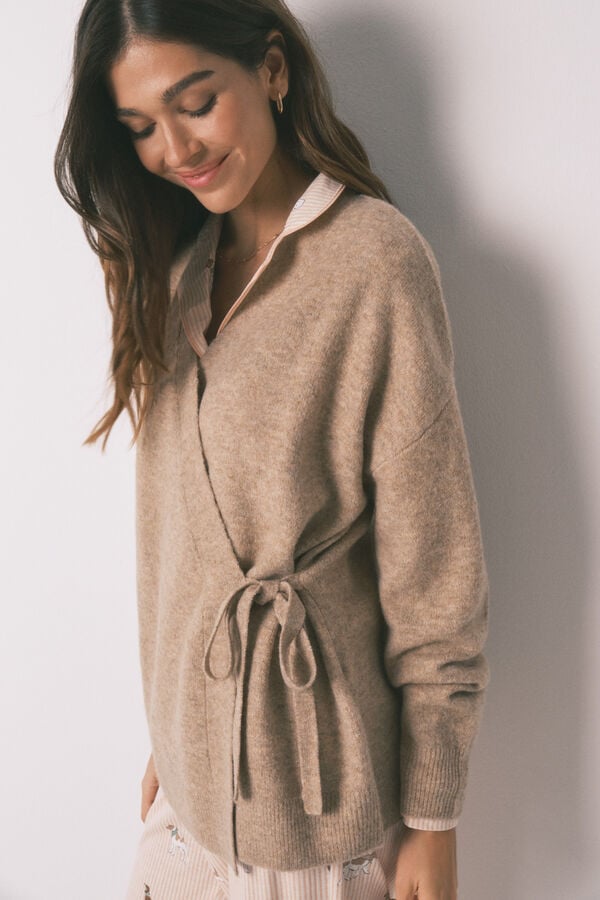 Women'secret Casaco de malha curto liso em malha tricot rosa cru