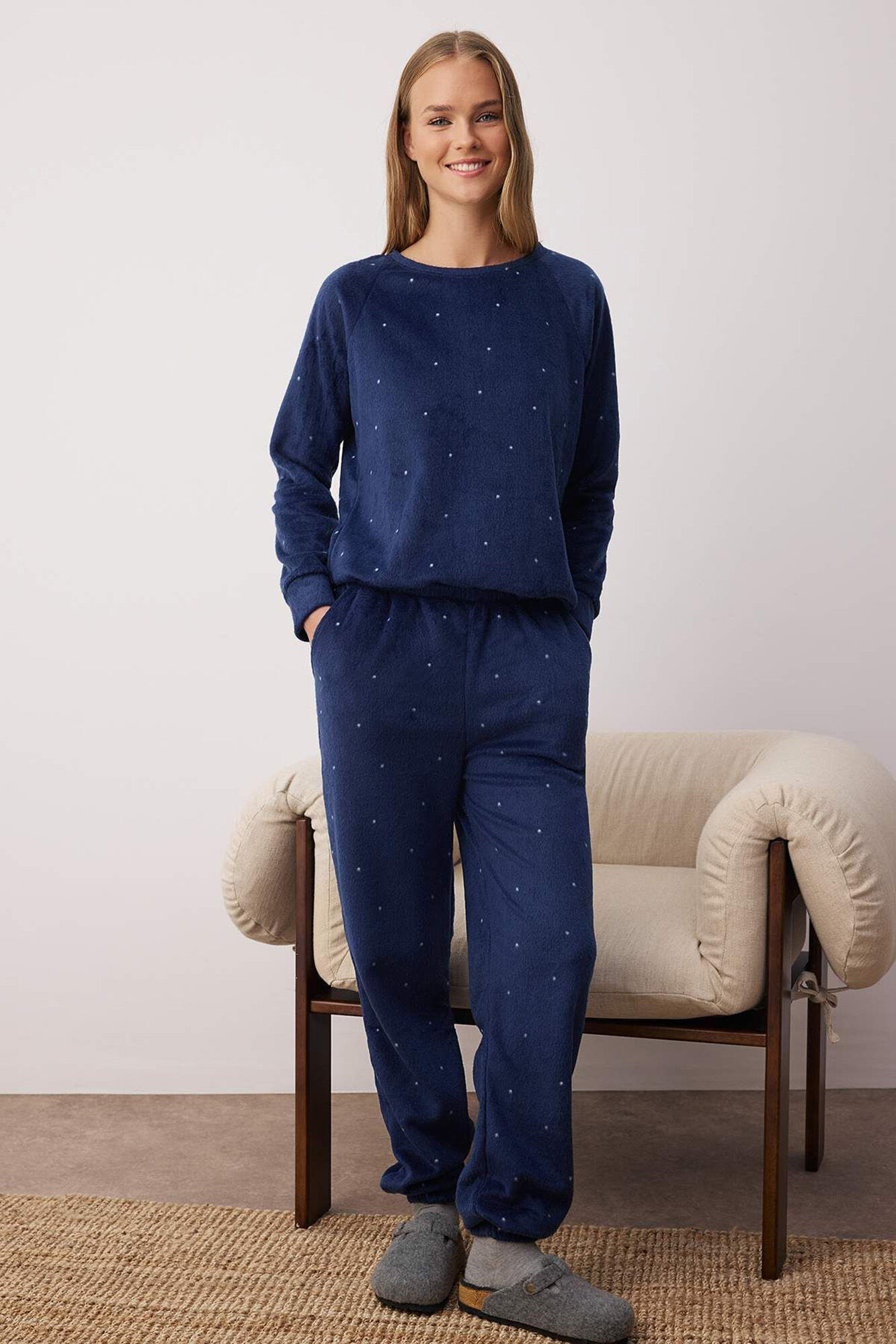 Trendyol Conjunto de pijama de inverno de bolinhas com bolinhas azuis