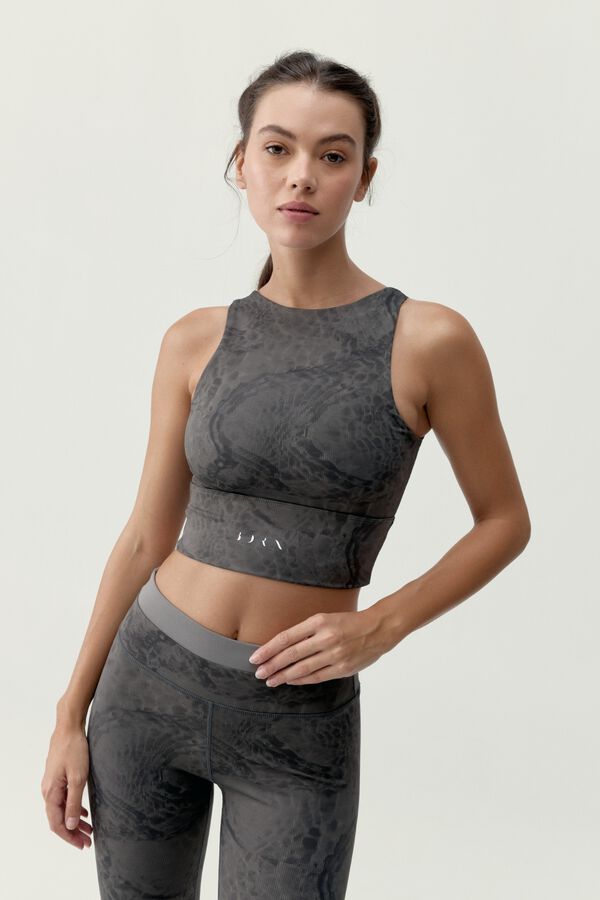 Born Living Yoga Top Vis&oacute;n Ember cinzento