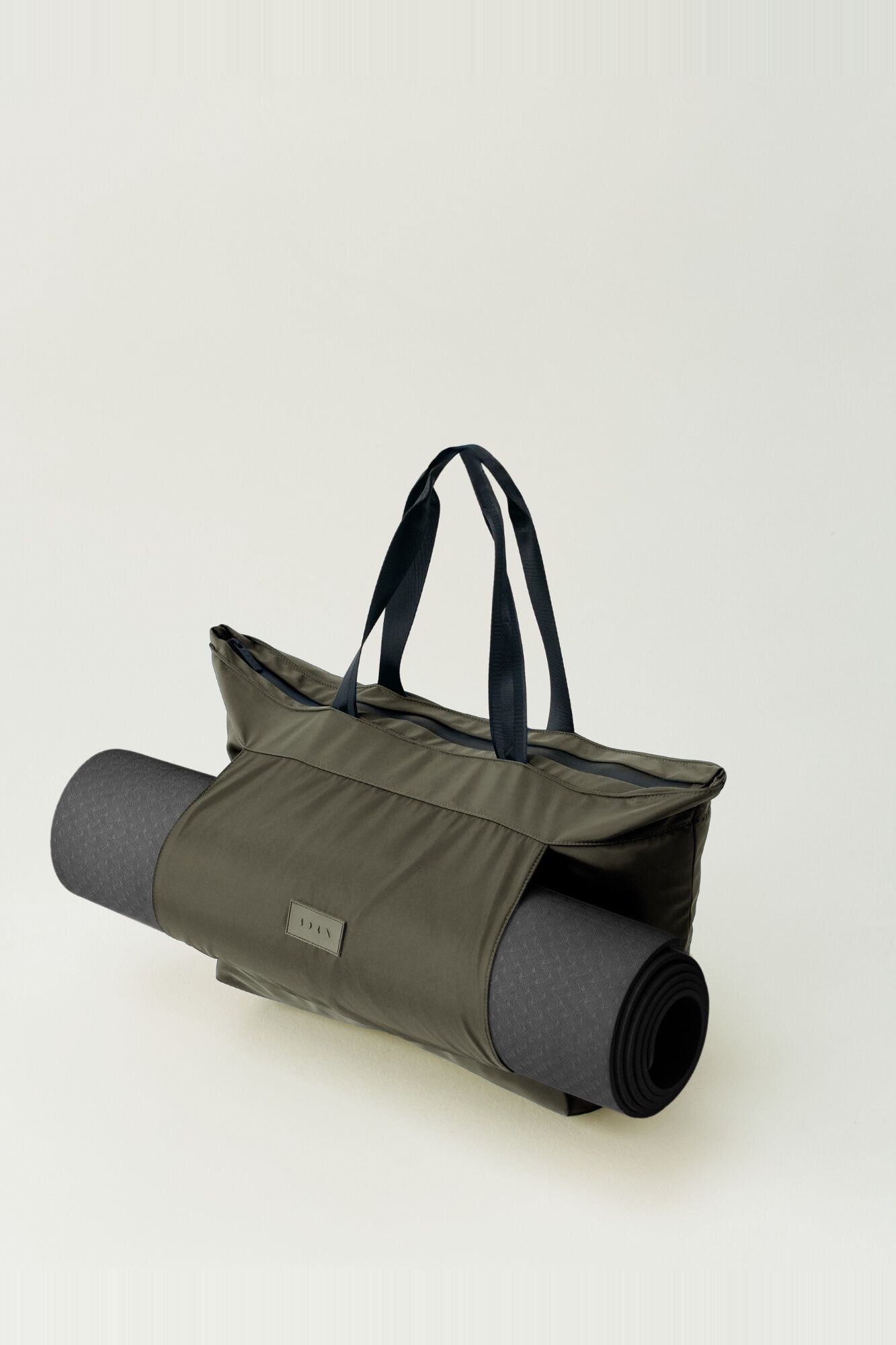 Born Living Yoga Bolsa Ebbe Kaki