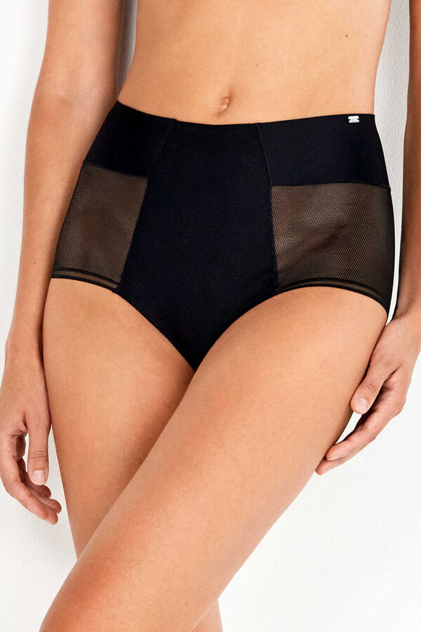 Gisela High-waisted invisible lace panty black