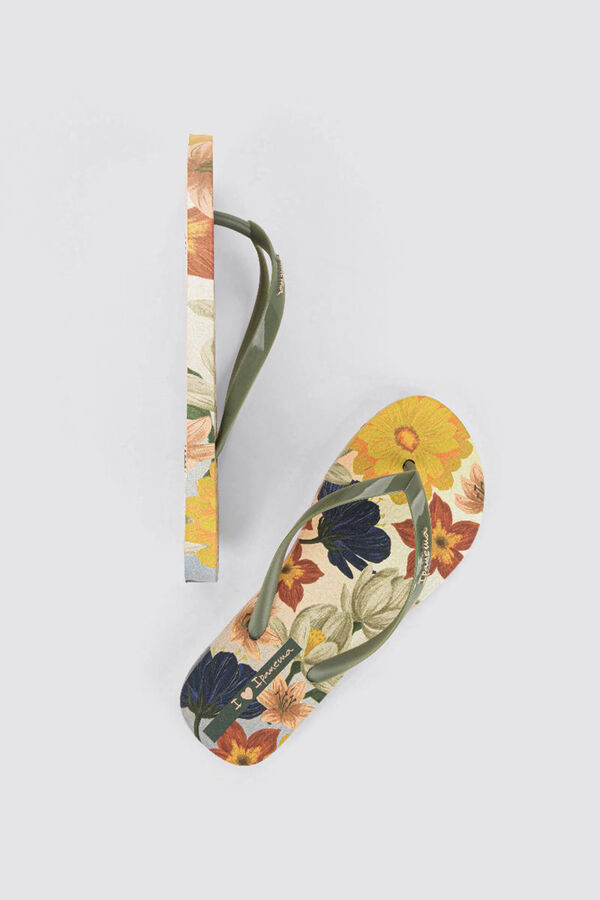 Ipanema Chinelos com flores verdes tropicais bege