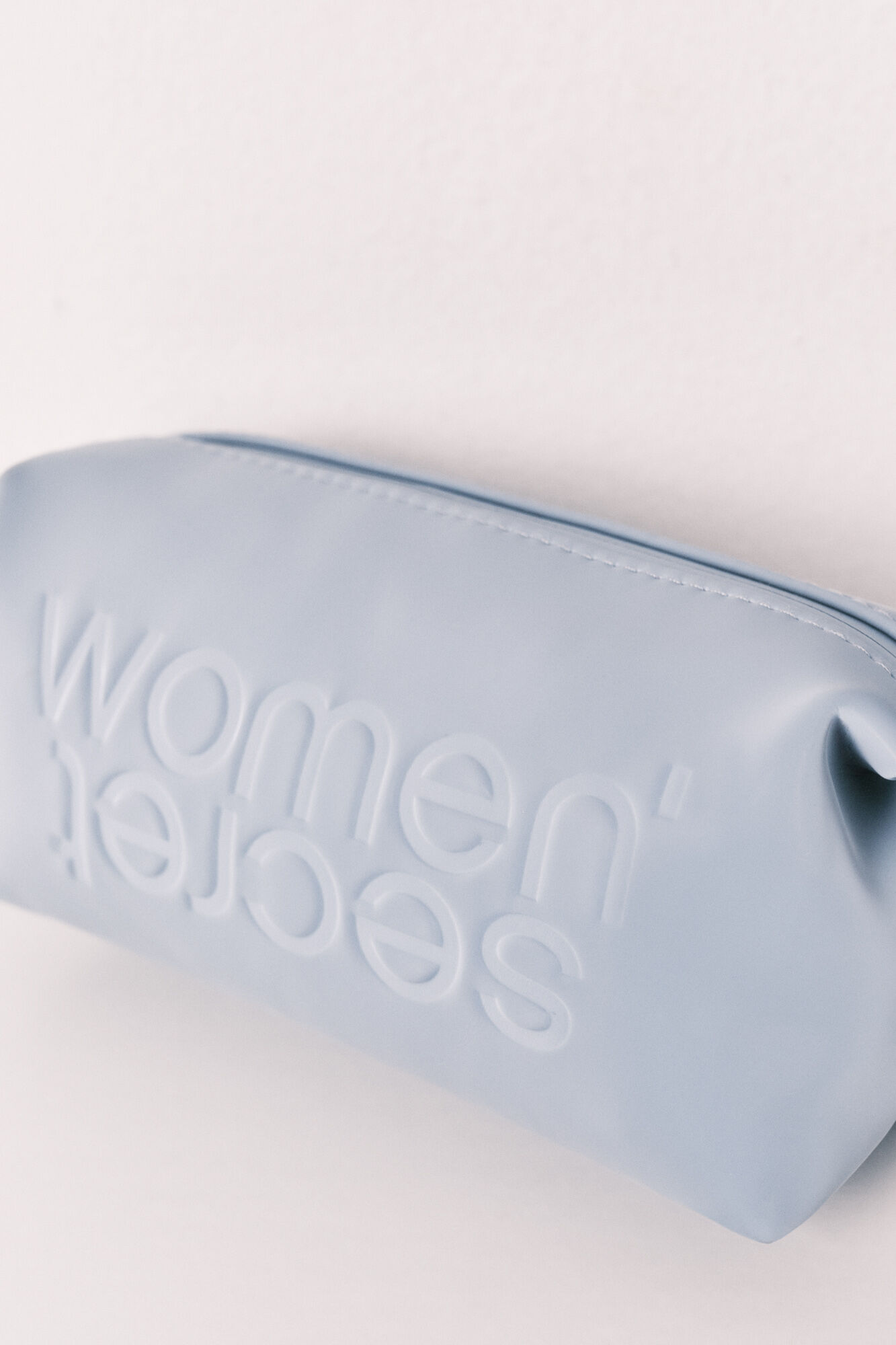 Women'secret N&eacute;cessaire pequeno em borracha azul