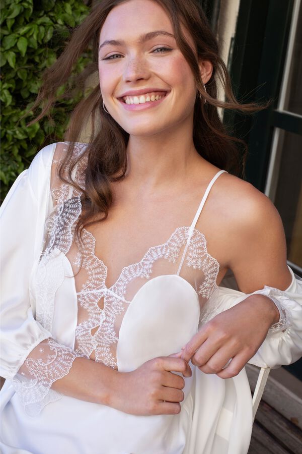 Ivette Bridal Robe curta em crepe noa bege