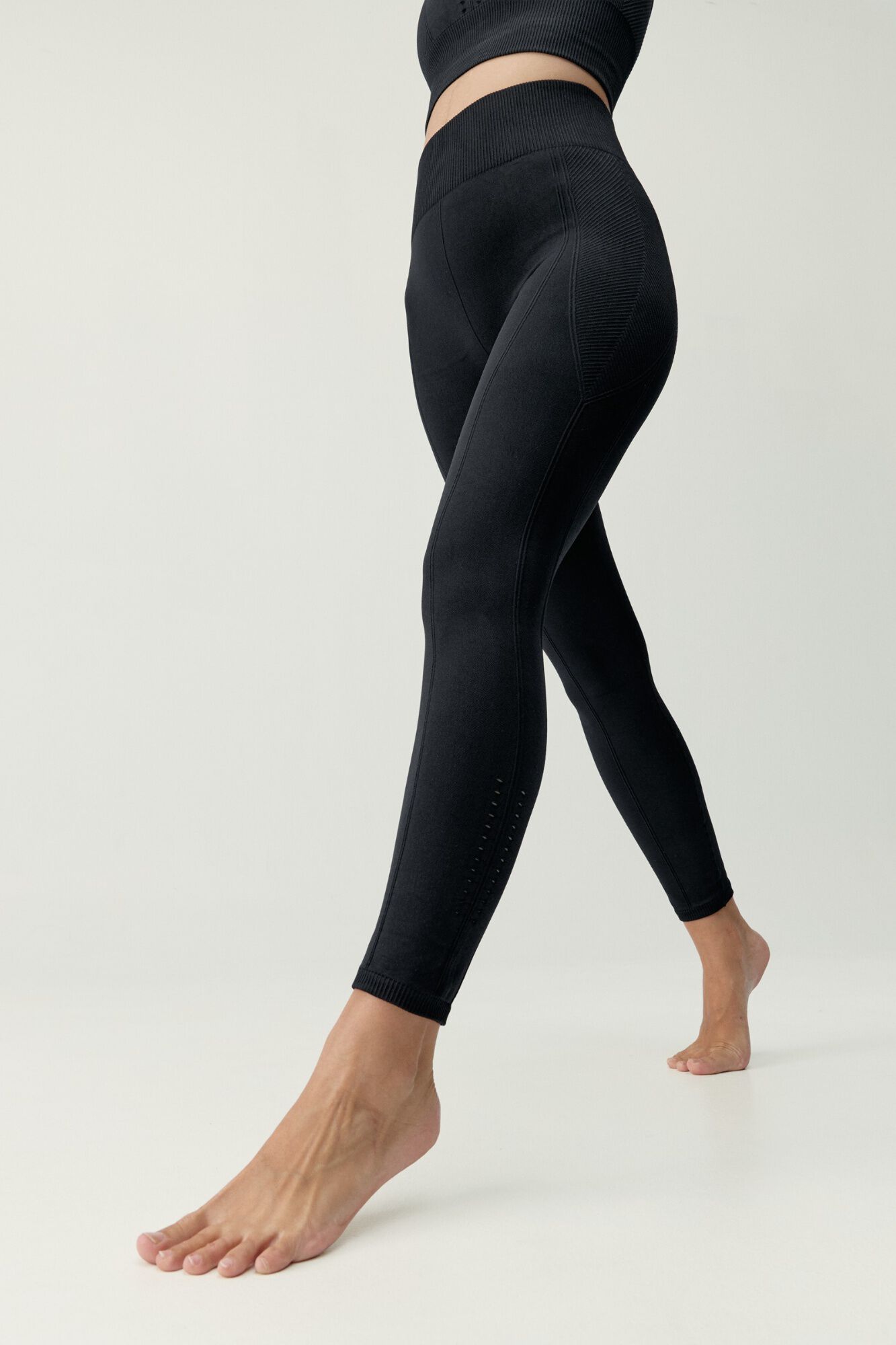 Born Living Yoga Leggings &Iacute;ndia pretos