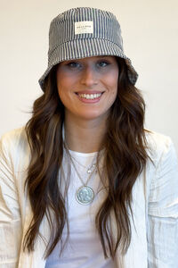 De La Mur Gorro Paola