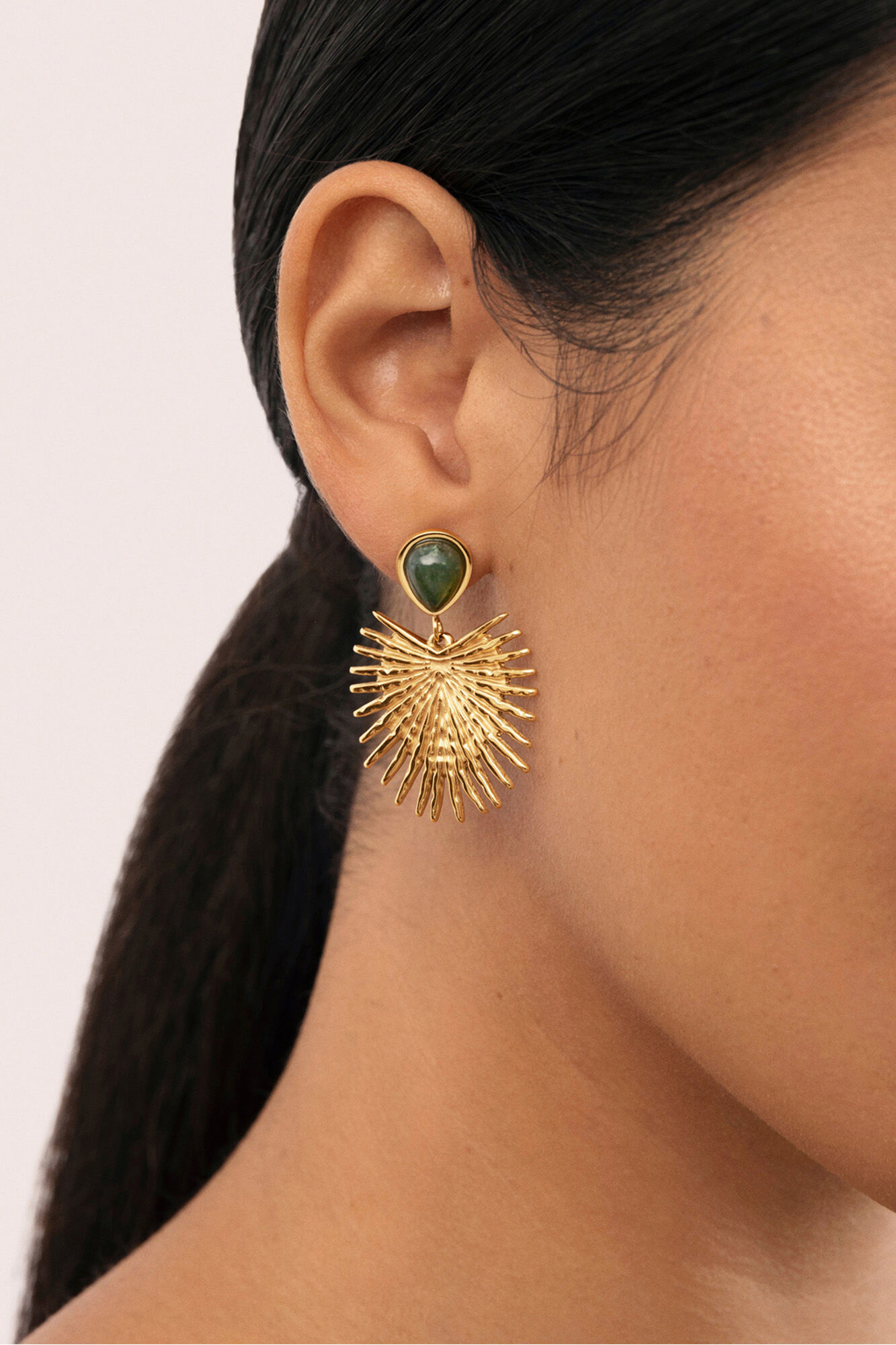 Singularu Pendientes Verde Catalina Acero Ba&ntilde;o Oro