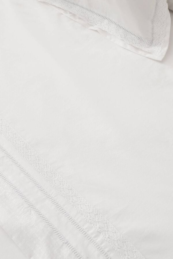 Textura S&aacute;bana con detalles lenceros blanco