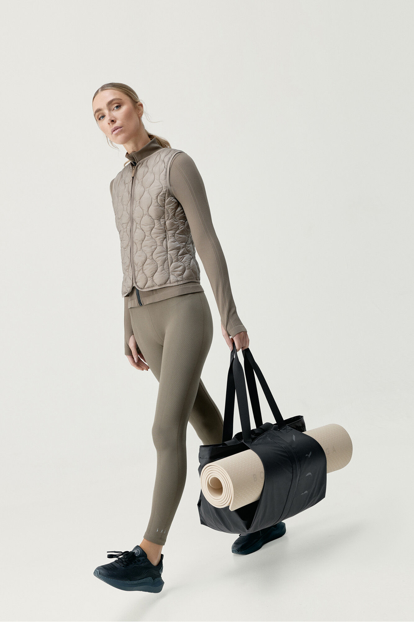 Born Living Yoga Mala tote bag Raga Black