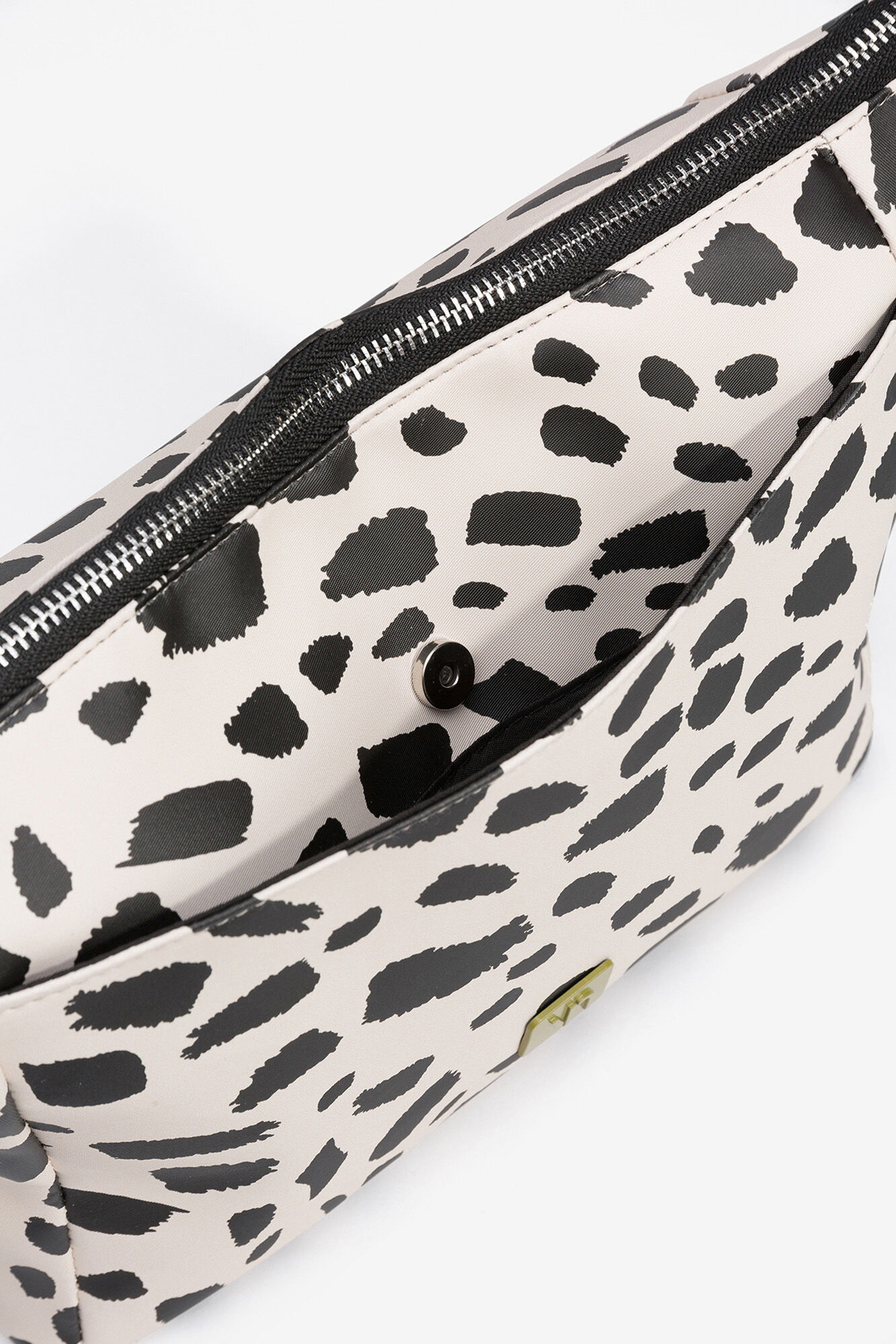 Vilanova Mala de cosm&eacute;ticos com cord&otilde;es