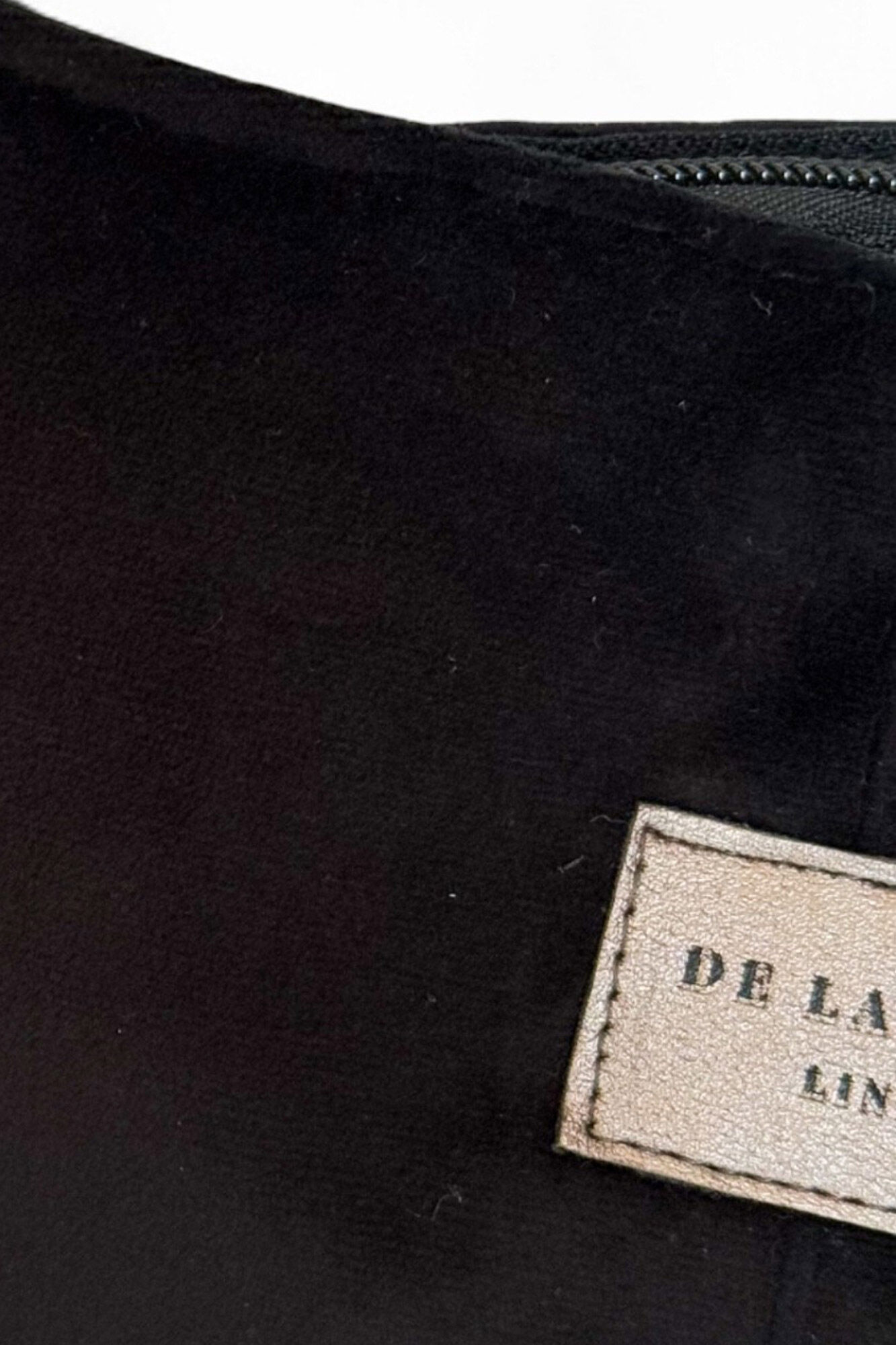 De La Mur Mala pequena Dallas Party Edition