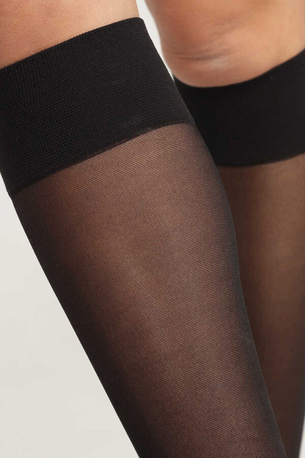DIM Meias arrastão estilo fantasia com acabamento preto