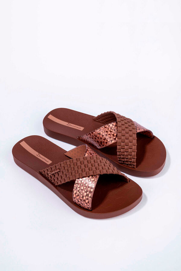 Ipanema Sand&aacute;lias cruzadas estampado animal cru