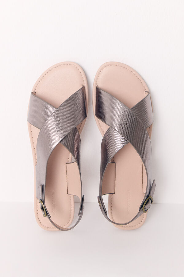 Womensecret Flat grey shiny crossover sandal grey