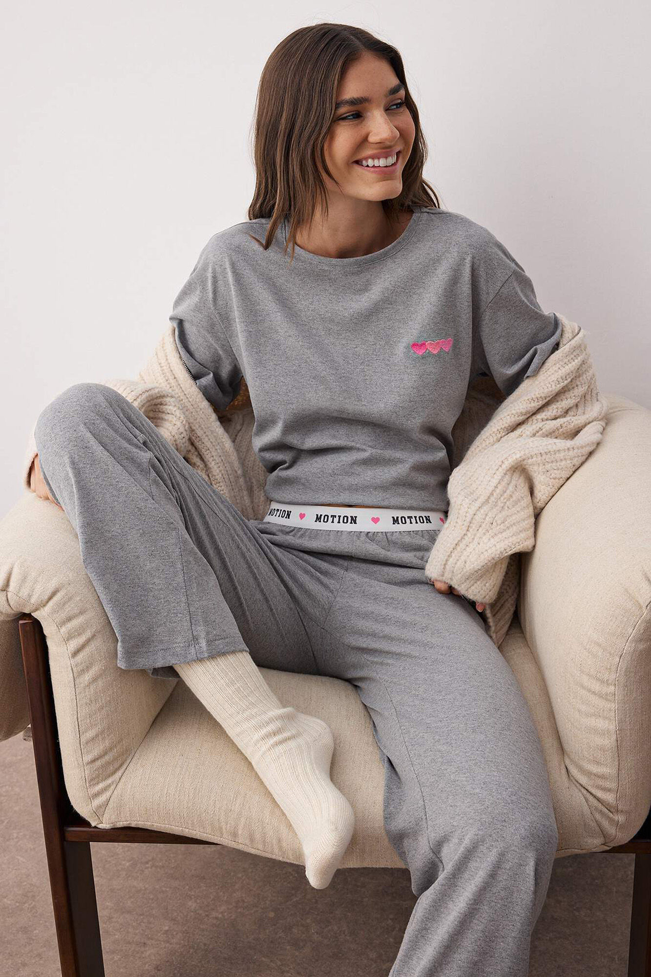 Trendyol Pijama com estampado de cora&ccedil;&otilde;es