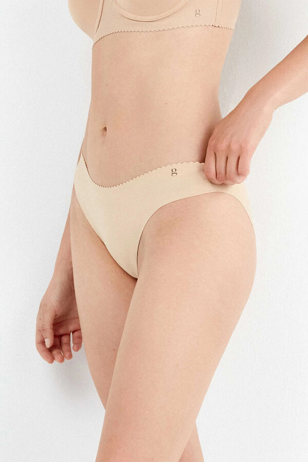Gisela Cueca cl&aacute;ssica invis&iacute;vel em microfibra cru