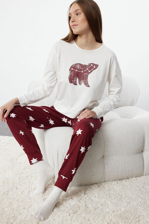Trendyol Conjunto de pijama com estampado de estrela vermelha  estampado