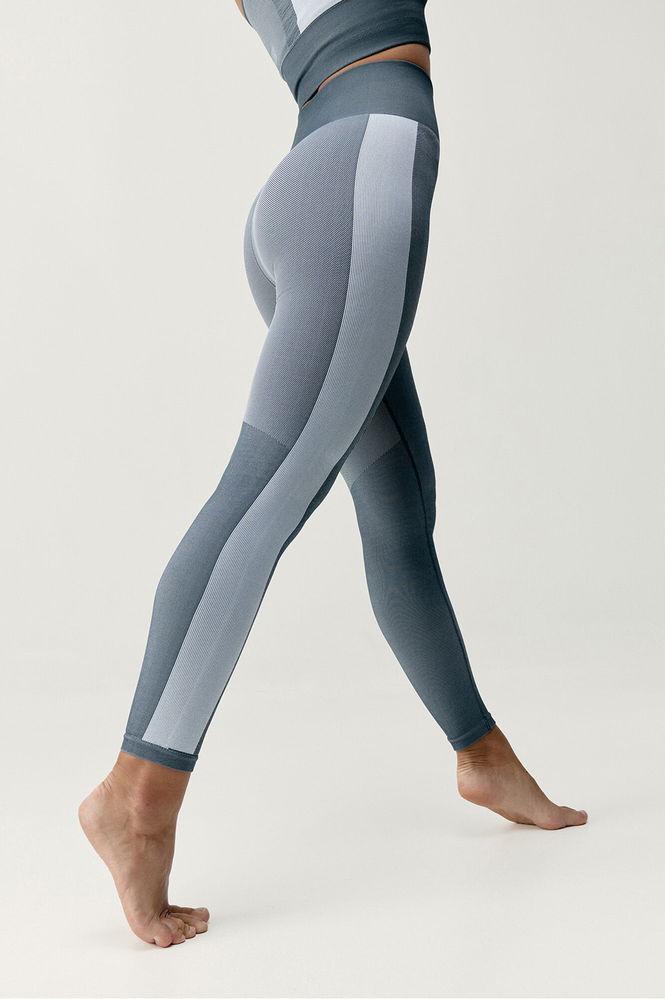 Born Living Yoga Legging desportivo Athena Stormy Grey/White