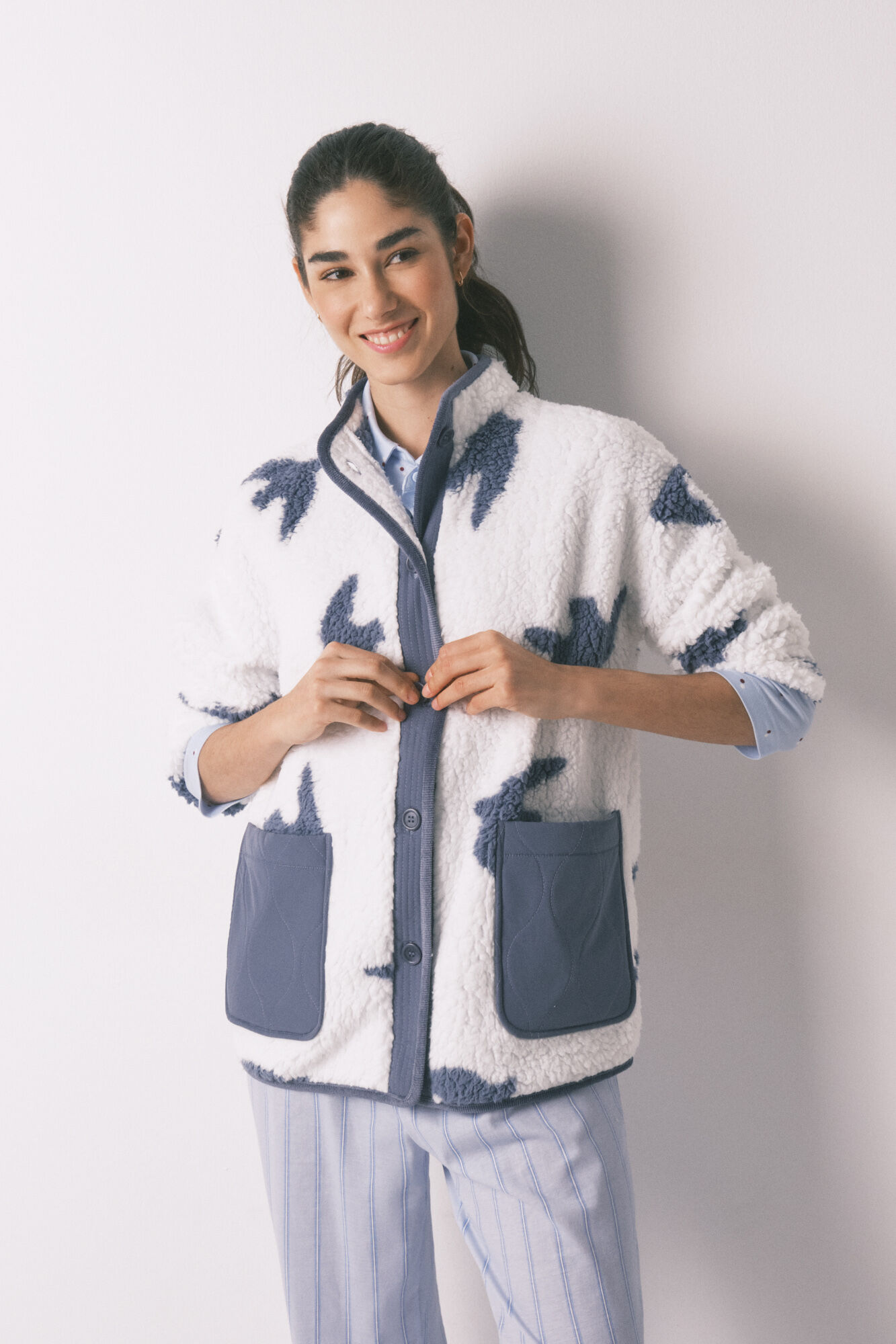 Women'secret Robe curta em borrego estampado de p&aacute;ssaros branco