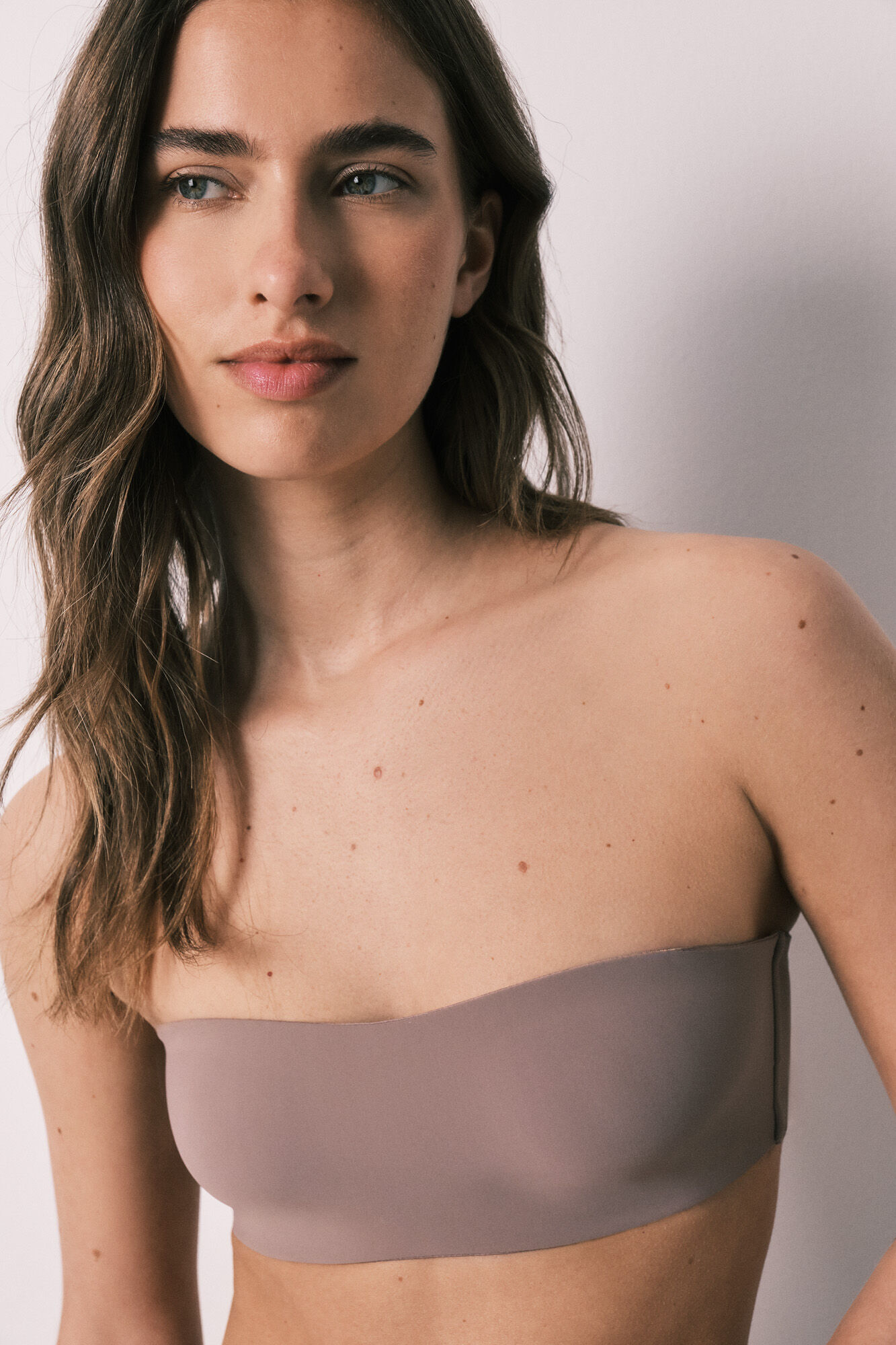 Women'secret Sujetador bandeau sin costuras marr&oacute;n
