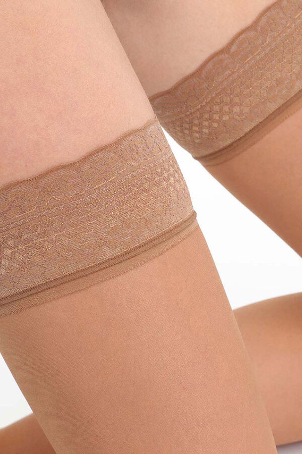 DIM Meia de cetim transparente 20 Deniers cru