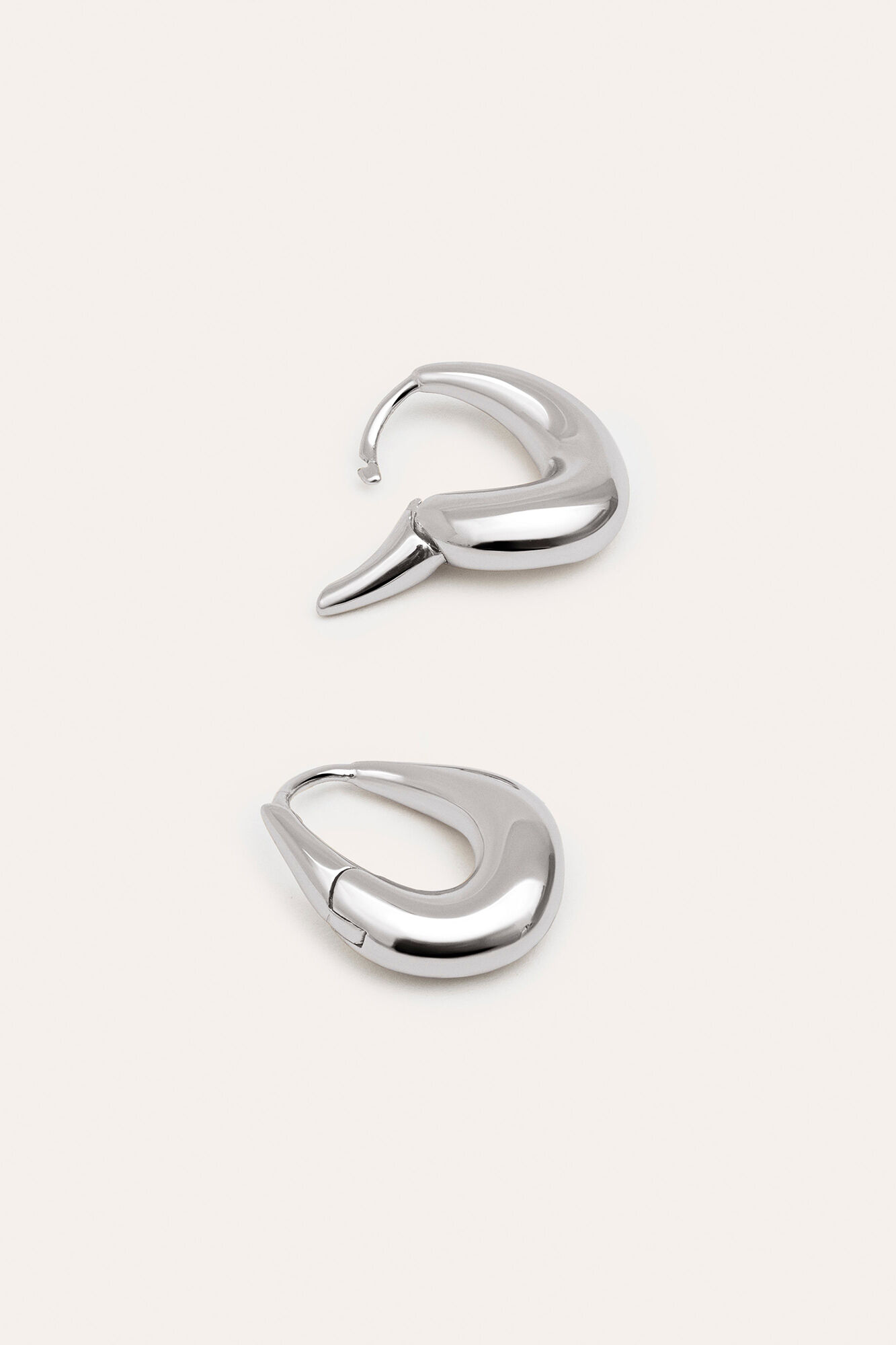 Singularu Organic Twist Earrings