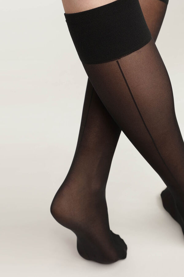 DIM Meias arrastão estilo fantasia com acabamento preto
