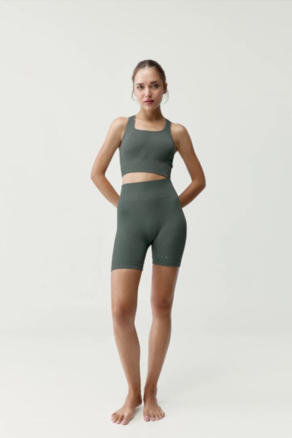 Born Living Yoga Cal&ccedil;&otilde;es desportivos Eris verde bege